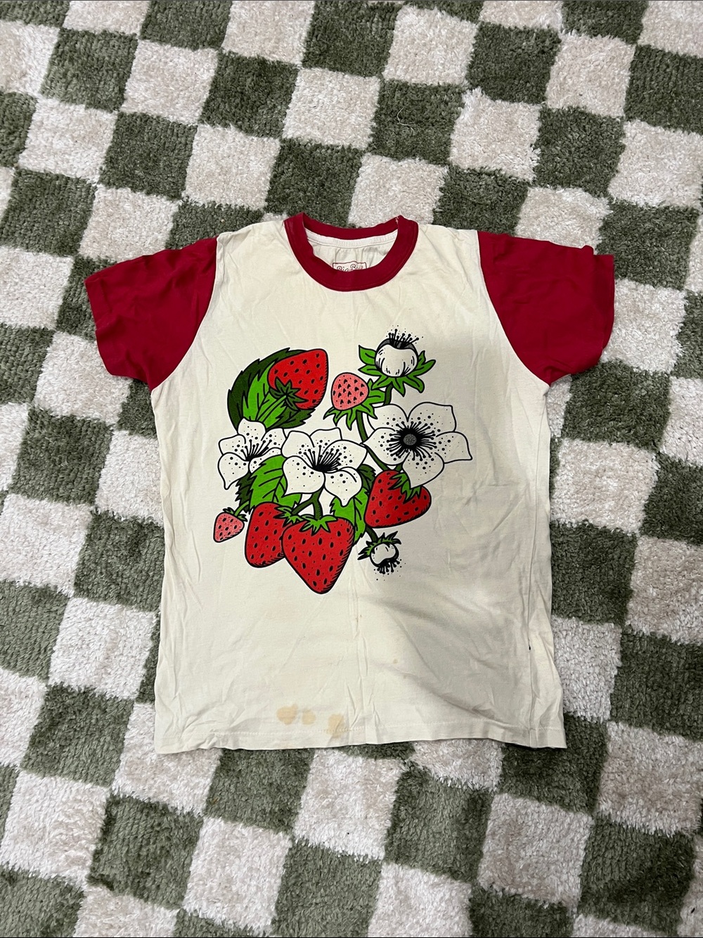Big Bud press Strawberry Graphic Ringer Tee - Red & Cream